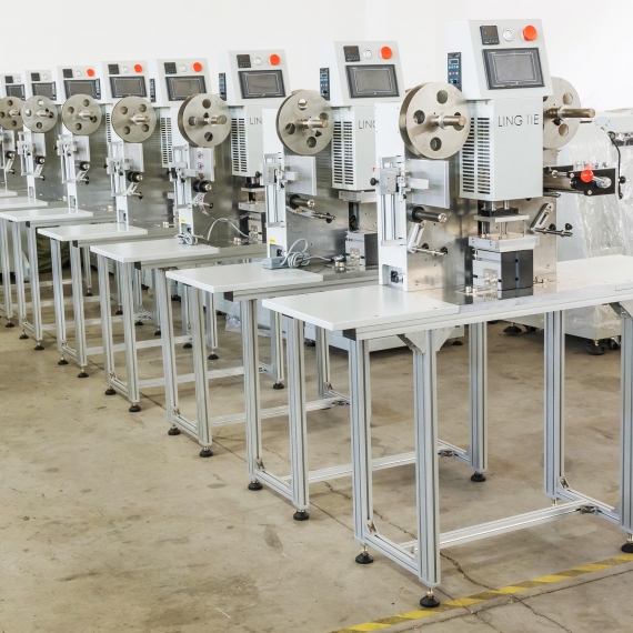 Gulungan Otomatis Untuk Menggulung Mesin Press Panas 